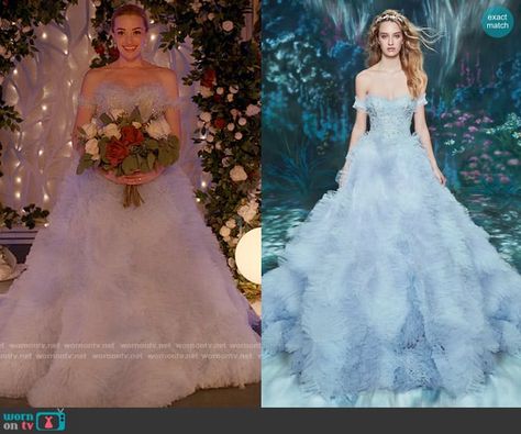 Georgia’s wedding gown on Ginny & Georgia. Outfit Details: https://wornontv.net/340341/ Ginny And Georgia Wedding Dress, Ginny And Georgia Georgia Outfits, Ginny And Georgia Wedding, Brianne Howey Georgia, Brianne Howey, Georgia Miller, Ginny Georgia, Georgia Style, Ginny And Georgia