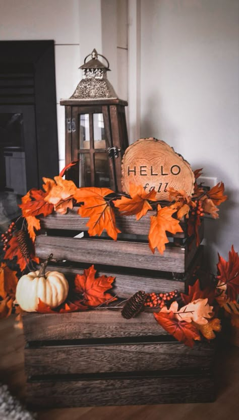 Fall House Decorations, Thanksgiving Church Decorations, Autum Decorations, Natural Fall Decor, Blue Fall Decor, Fall Apartment Decor, Fall Decor Diy Crafts, Fall Fireplace, Fall Living Room Decor