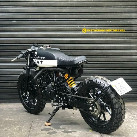 MotoMahal shared a post on Instagram: “Presenting You All A Modified Yamaha FZ 25 Modified into CafeRacer Style. About This bike: This is…” • Follow their account to see 1,099 posts. Cafe Racer Tank, Sepeda Retro, Yamaha 250, Yamaha Cafe Racer, Cafe Racer Moto, Best Motorbike, Cafe Racer Design, Scrambler Custom, Мотоциклы Cafe Racers