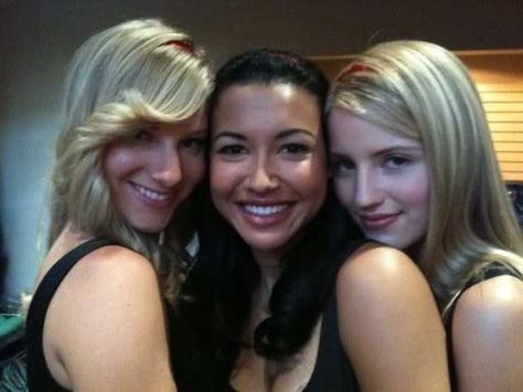 Naya Rivera, Heather Morris & Dianna Agron.... The fab 3 Glee Santana And Brittany, Brittany And Santana, Naya Rivera Glee, Unholy Trinity, Diana Agron, Heather Morris, Quinn Fabray, Glee Club, Naya Rivera