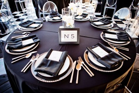 Silver Wedding Reception Decor, Black White And Silver Wedding, Silver Wedding Decor, Silver Wedding Reception, Black And Silver Wedding, Silver Wedding Centerpieces, Black Silver Wedding, White And Silver Wedding, Wedding Decisions