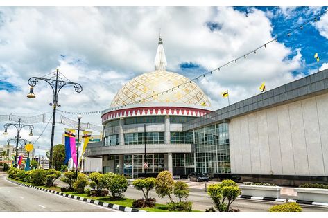 The Royal Regalia Museum in Bandar Seri Begawan, Brunei Bandar Seri Begawan, Best Places To Travel, Brunei, Places To Travel, Taj Mahal, Building, Travel, Quick Saves