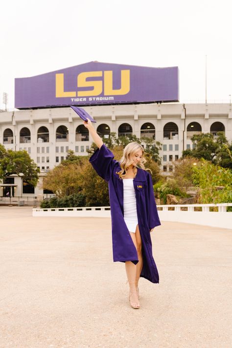 Msu Graduation Pictures, Lsu Senior Pictures, Lsu Graduation Pictures, College Acceptance Pictures Lsu, Lsu College Graduation Pictures, Sjsu Grad Photos, Sfsu Grad Pics, Lsu Graduation, Lsu College