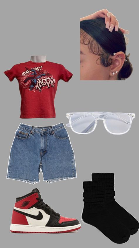 Outfit Ideas With Shorts Summer, Fb Game Outfits, Mexico Shirt Outfit, Red School Outfits, Short Sleeve Outfits For School, Black Jorts Outfits, Cute Soccer Mom Outfits, How To Style Black Jean Shorts, How To Style Black Shorts