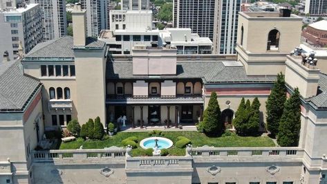 Listed for $17M, the ‘Best Penthouse in Chicago’ Is a Rooftop Residence Unlike Any Other Chicago Penthouse, Victorian Townhouse, Lake Shore Drive, Holland Park, Lake Shore, Whidbey Island, Penthouse Apartment, Downtown Chicago, Luxury Spa