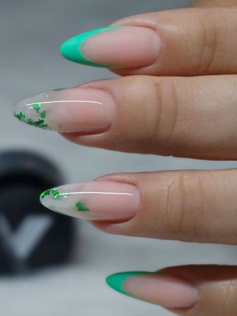 St Patricks Nail Designs, St Patrick Day Nails Acrylic, Shamrock Nails, Saint Patrick Nail, Nail 2022, Fall Nail Design, Nail Fall, Nail White, Nails Acrylic Coffin