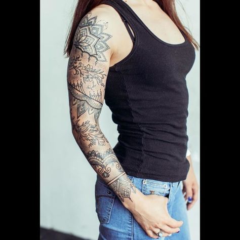 Top 100 Tatouages Bras Complet pour Femme Chef Tattoo, Tatting, Tattoos