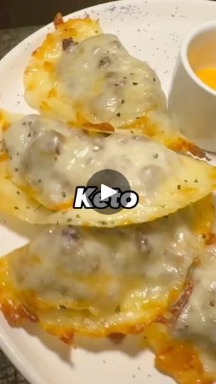 Keto Empanadas, Steak Spice, Sriracha Mayo, Easy Keto Recipes, Ketogenic Diet For Beginners, Keto Foods, Free Keto Recipes, Keto Cookbook, Keto For Beginners