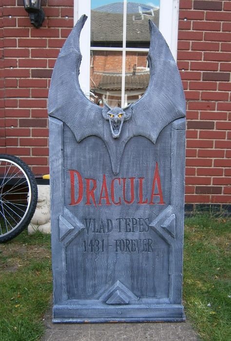 dracula Prop by TWISTED ENDEAVOURS Dracula Halloween Decorations, Vampire Halloween Decorations Outdoor, Vampire Outdoor Decorations, Dracula Halloween Decor, Dracula Decor, Halloween Stones, Back In 1957, Halloween Gravestones, Plastic Flamingo