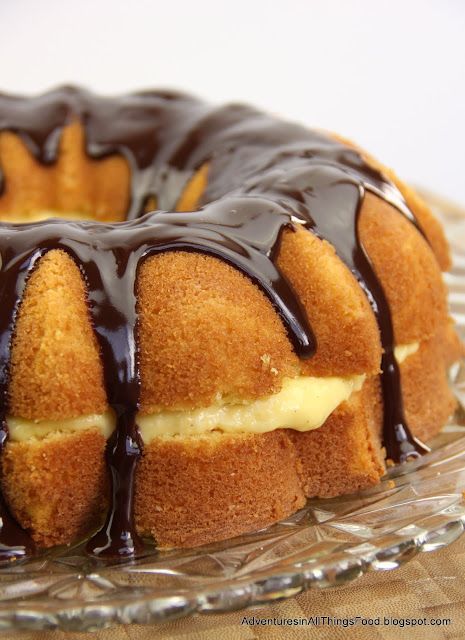 Adventures in all things food: Boston Cream Bundt #BundtBakers Boston Cream Pie Recipe, Boston Cream Cake, Creamsicle Cake, Pastry Cream Recipe, Retro Desserts, Boston Cream Pie, Mini Bundt Cakes, Boston Cream, Bundt Cakes Recipes