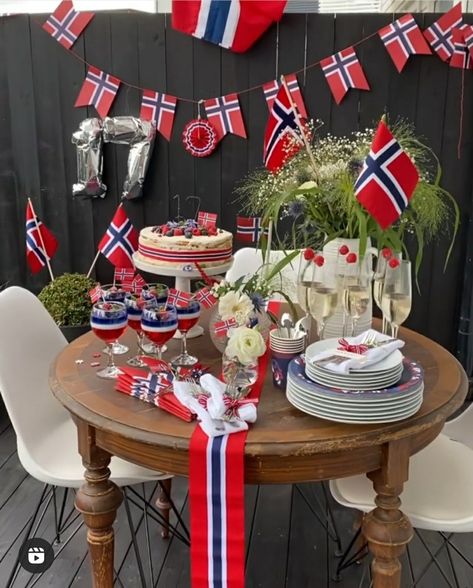 Norwegian Party, Syttende Mai, 17. Mai, Goodbye Party, Family Reunion Planning, Birthday Party Set, Birthday Party For Teens, Food Stations, Teen Birthday