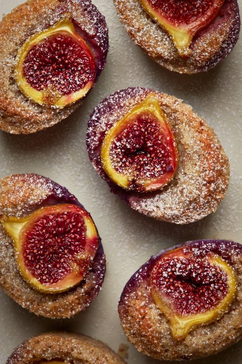 Baking With Figs, Fig Pastry, Fig Dessert Recipes, Fig Cupcakes, Unique Baked Goods, Fig Desserts, Fig Biscuits, Savory Desserts, Fig Dessert