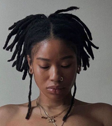 Woman With Dreadlocks, Beautiful Dreadlocks, Short Locs Hairstyles, Hair Locks, Dread Hairstyles, Dreadlock Hairstyles, Locs Hairstyles, Hair Reference, Aaliyah