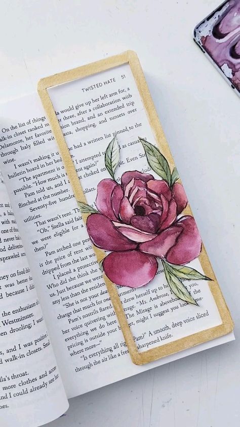 Handmade Bookmarks Diy, Penanda Buku, Diy Crafts Bookmarks, Creative Bookmarks, Bookmark Craft, Watercolor Bookmarks, Cute Bookmarks, Diy Bookmarks, Book Markers