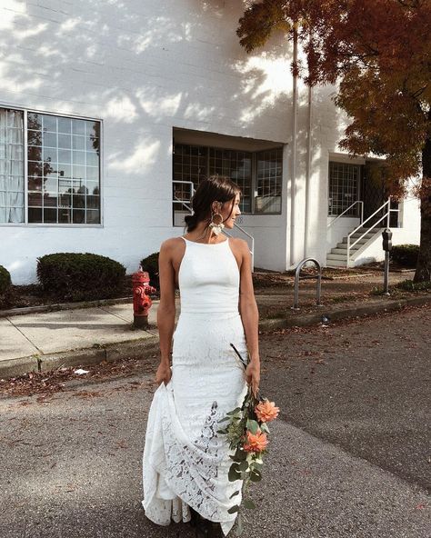 Wedding Dress Halter Neck, Simple Wedding Dress Short, Fairy Wedding Dress, Halter Wedding Dress, High Neck Wedding Dress, Wedding Dresses Blush, Neck Wedding Dress, Minimalist Wedding Dresses, Blue Wedding Dresses