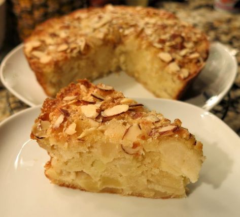 French Apple-Almond Cake – Goddess Cooks Apple Almond Cake, Apple And Almond Cake, Almond Desserts, Almond Flour Cakes, French Apple Cake, Almond Cake Recipe, Types Of Desserts, Snacks Healthy, Almond Flour Recipes