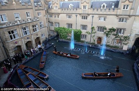 Little Venice: Students at Sidney Sussex college at Cambridge created a 200m canal for their Venetian themed May Ball Cambridge Student, Queen Summer, Summer Ball, Cruise Party, Cambridge Uk, Cambridge England, College Admissions, University Of Cambridge, Cambridge University