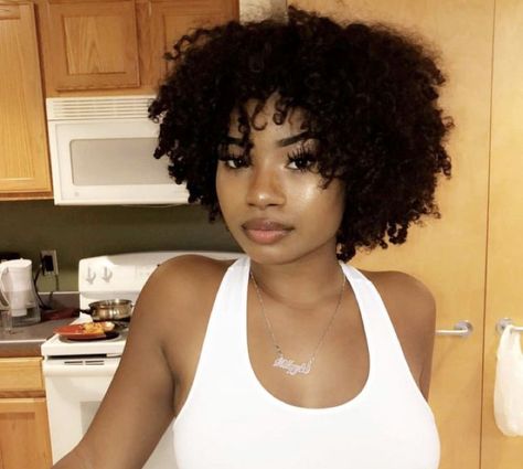 Small Afros For Black Women, 4c Small Fro, Short 4b Afro, 4b Hair Bangs, Short Curly Haircuts For Black Women, Cottagecore Outfits Black Women, Small Afro Hairstyles Natural, Short 4a Curly Hair, Short 4a Hair