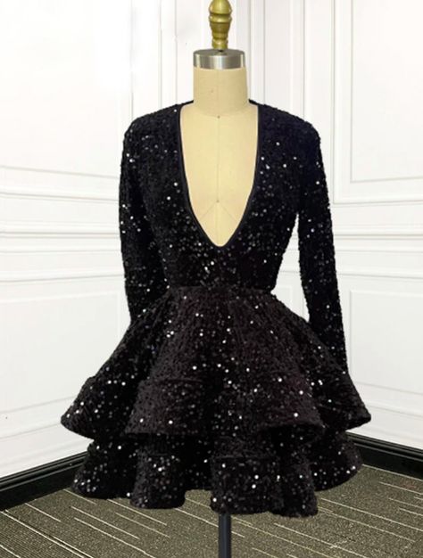 Luxury Prom Dresses Short, Black Sparkle Birthday Dress, Red Carpet Homecoming Dress, Short Black Glitter Dress, Black Sparkly Hoco Dress, 8th Grade Prom Dresses Short, White Iridescent Prom Dress, Prom Dresses Glitter, Iridescent Prom Dress