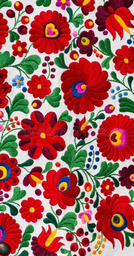 Matyo Embroidery, Hungarian Clothing, Mexican Embroidery Designs, Hungarian Embroidery, Mexican Embroidery, Folk Art Flowers, Folk Design, Scottish Art, Folk Embroidery