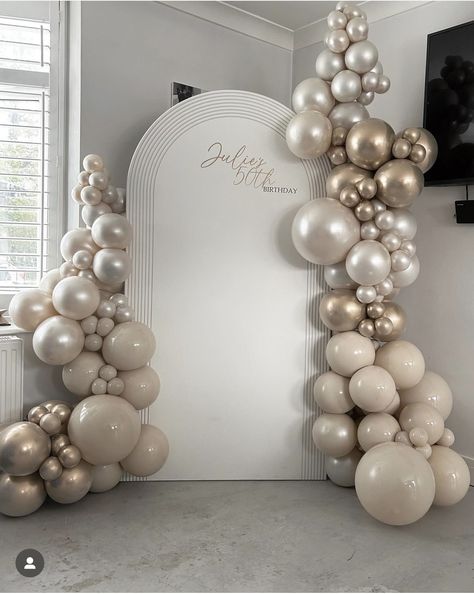 Diamond White Birthday Theme, Winter Wedding Balloon Arch, White Wedding Photo Backdrop, All White Anniversary Party Ideas, All White Dinner Party Decor, Nye Wedding Decor, Balloons At Wedding, 3 Arch Backdrop With Balloons, 18th Birthday Party Ideas Theme Elegant