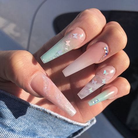 Ombré Butterfly Nails, Cute Butterfly Nails, Butterflies Nails Acrylics, Nails 23, Nail Pics, Encapsulated Nails, Acrylic Ideas, Butterfly Nails, Milky Nails