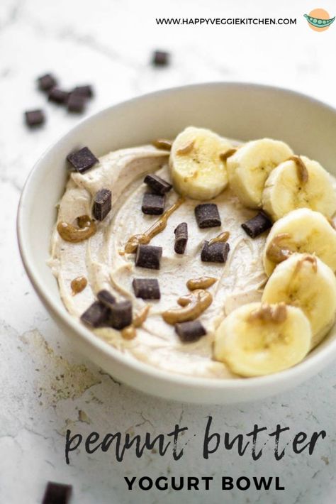 Peanut Butter Yogurt Bowl, Yoghurt Bowl, Peanut Butter Yogurt, Protein Packed Snacks, Healthy Yogurt, Healthy Treat, Yogurt Bowl, Tasty Healthy, Yogurt Recipes