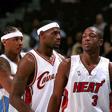 Flashback!!! Snap👻: NationOfHoops (@hoopsnation) on Instagram: “Young gunz. |2003| 🔥” Lebron James Dwyane Wade, Mvp Basketball, Carmelo Anthony, Dwyane Wade, Orange Turtleneck Sweater, Cone Bra, California King, South Beach, Lebron James