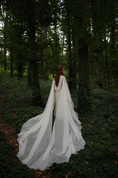 Elf Wedding Dress, Forest Wedding Dress, Wedding Cape Veil, Elvish Wedding, Lotr Wedding, Wings Fairy, Wedding Cloak, Cape Wedding, Pagan Wedding