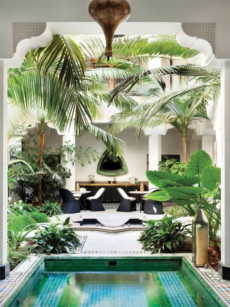 Moroccan Pool, Small Indoor Pool, Oasis Backyard, Pool Aesthetic, Moroccan Riad, Courtyard Pool, Plunge Pools, Backyard Oasis Ideas, Backyard Beach