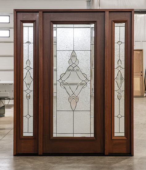 Front Doors With Sidelights, Traditional Office Decor, Fiberglass Front Entry Doors, Cheap Front Doors, Doors With Sidelights, Exterior Wood Doors, Craftsman Style Exterior, Mahogany Exterior Doors, Mahogany Wood Doors