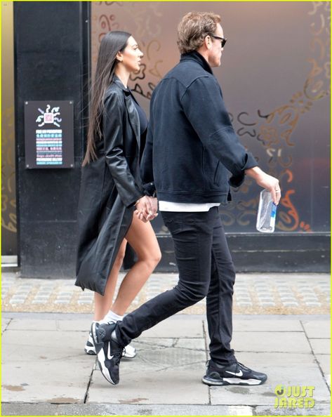 Outlander's Sam Heughan Holds Hands with Mystery Woman in London! : Photo 5045507 | Sam Heughan Photos | Just Jared: Entertainment News Sam Heughan News, Outlander News, Tom Ackerley, Mystery Woman, Danny Trejo, Sam Heughan Outlander, Taylor Swift Concert, Caitriona Balfe, Anya Taylor Joy