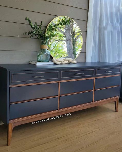 I have been working on this Beast on and off for a few weeks.Procrastination got in the way, and travel plans followed after. I am, however, pleased to announce that this streaking, handsome beast is now available DIXIE 9 DRAWER DRESSER 72"L 18.5" D 30.5" H DM me with inquiries Nationwide Shipping Available . . . . . . . #lulusvintagedesigns #furniturerestoration #furniturerefinisher #paintedfurnitureidea #vintage #furniturerefinisher #furnitureflip #buffet #paintedbuffet #m... Modern Furniture Makeover, Dresser Inspiration, Black Pulls, Furniture Makeover Inspiration, Vintage Painted Furniture, Painted Drawers, 9 Drawer Dresser, Diy Furniture Renovation, Upcycle Recycle