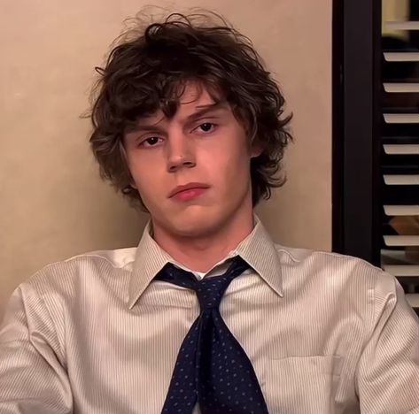 best of evan peters on Twitter: "evan peters as luke cooper in ‘the office’ https://t.co/n1WdplsfBl" / Twitter Evan Peters The Office, Luke Cooper, Kyle Spencer, Evan Peters American Horror Story, Evan Peters, The Perfect Guy, American Horror, Film Aesthetic, Horror Stories