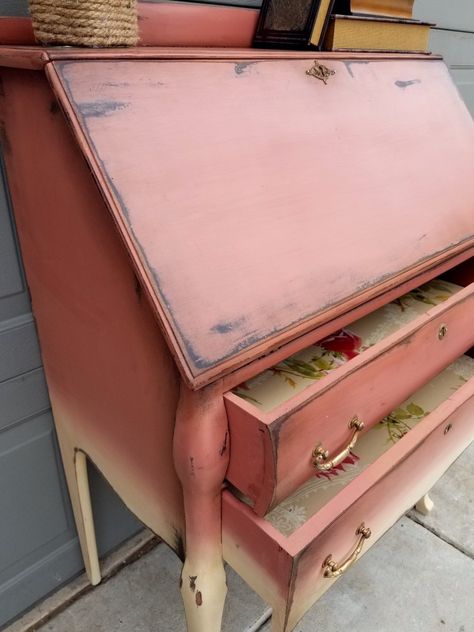 Vintage secretary desk chalk painted in Annie Sloan Scandinavian pink with clear and dark wax Facebook.com/brushedbybrandy Pink Secretary Desk, Painted Toy Chest, Vintage Secretary Desk, Chalk Paint Furniture Diy, Pink Furniture, Painted Desk, Furniture Fix, Diy Chalk Paint, Log Furniture