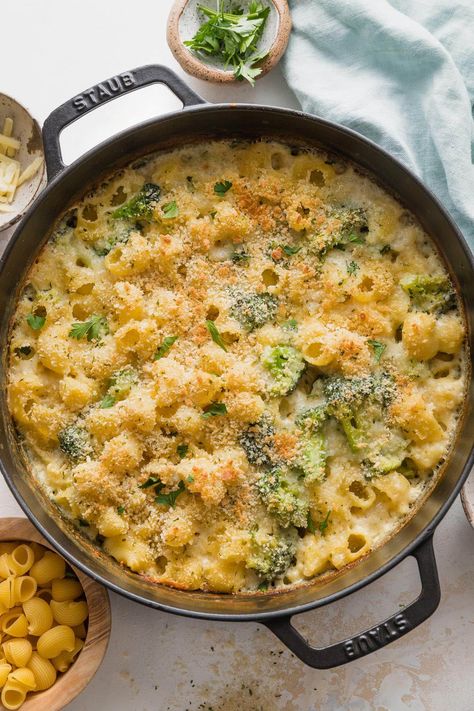 Cheddar And Broccoli Pasta, Dinner Broccoli Recipes, Broccoli Bacon Mac And Cheese, Mac Cheese Broccoli, Broccoli Mac & Cheese, White Cheddar Broccoli Mac And Cheese, Broccoli And Cheese Pasta Bake, High Protein Baked Mac And Cheese, Max And Cheese With Broccoli