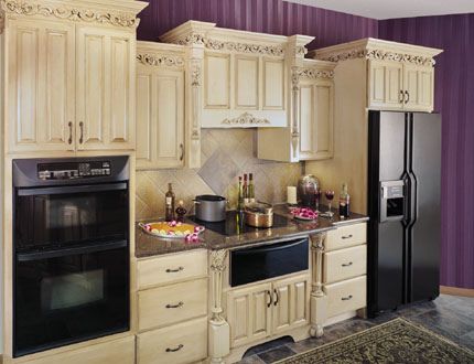 Upscale Kitchen Cabinets - Fieldstone Cabinetry | by fieldstonecabinetry Cabinets With Black Appliances, Kitchen Cabinets With Black Appliances, Cream Colored Kitchen Cabinets, New Home Vision Board, Classic Kitchen Cabinets, Beige Kitchen Cabinets, Meadow House, Custom Bathroom Cabinets, Black Appliances Kitchen