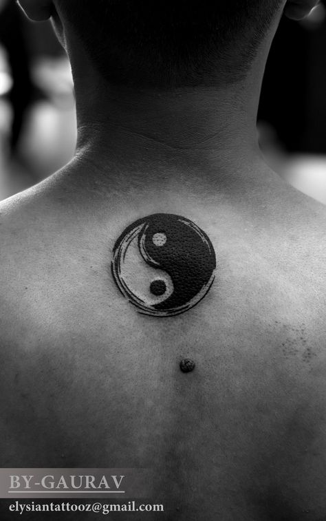 Yin Yang Tattoo Unique, Unique Ying Yang Tattoo, Yin Yang Tattoo, Ying Yang Tattoo, Yang Tattoo, Yin Yang Tattoos, Chest Tattoo Men, Tattoo Work, Ying Yang