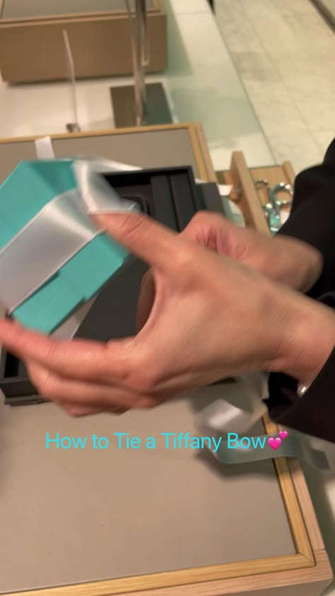 Tie Tiffany Bow, How To Tie Tiffany Bow, Tiffany Bow How To Tie A, Breakfast At Tiffany's Centerpieces, Tiffany Bow How To, Pink Tiffany And Co Party, Tiffany And Co Brunch Ideas, Tiffany Party Favors, Tiffany Co Birthday Party