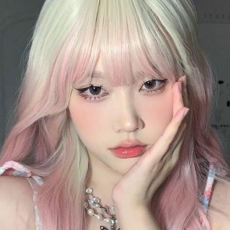 Only use if youre east asian you can find more photos of her by typing 342071006 into google Hair Color Streaks, Pretty Hair Color, Dye My Hair, Hair Dye Colors, Hair Reference, Hair Inspiration Color, Hair Inspo Color, Dream Hair, Aesthetic Hair