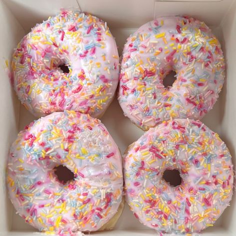 #Greggs #doughnut #sprinkle #pink #aesthetic #spring Doughnut Aesthetic, Sprinkle Doughnut, Katherine Center, Pinterest Predicts, Sprinkle Donut, Aesthetic Spring, Book Aesthetics, Food Is Fuel, Pink Aesthetic