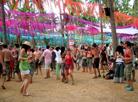 The World's Best Beach Parties | Backpacker Travel Trance Party, Trendy Music, Backpacking India, Beach Festival, Goa India, Famous Beaches, Incredible India, India Travel, Best Location