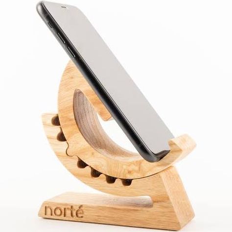 Gear Stand, Wooden Phone Holder, Wood Phone Holder, Wooden Phone Stand, Wood Phone Stand, Phone Stands, Cape Breton, Scrap Wood Projects, Diy Holz