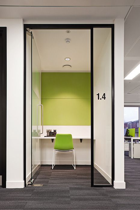 Office Phone Room, Open Office Layout, Commercial Office Design, Small Office Design, Corporate Office Design, Office Pods, Quiet Room, Green Office, Office Space Design