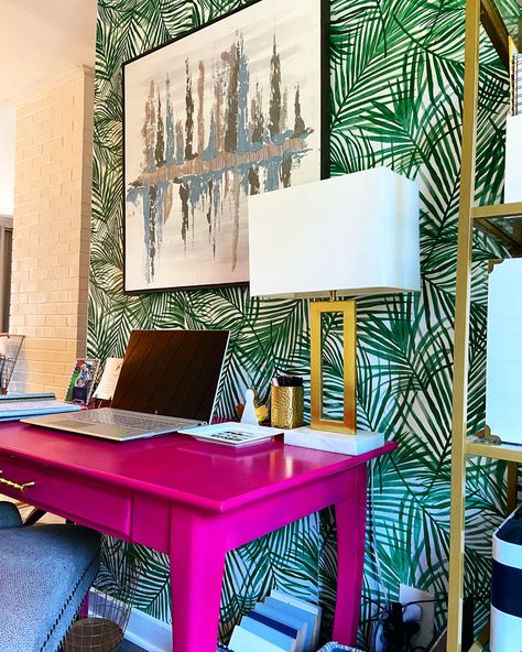 Hot Pink Desk, Pink Office Ideas, Hot Pink Furniture, Florida Home Decorating, Hot Pink Room, Hot Pink Bedrooms, Hot Pink Throw Pillows, Pink Home Office, Hot Pink Decor