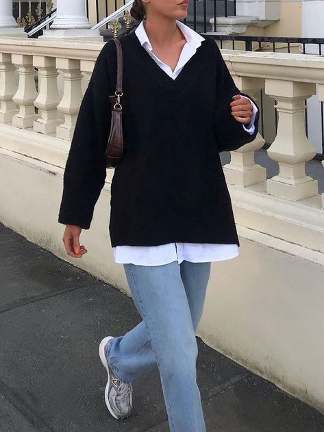 Long Jumper Outfit, Jean Jumper Dress Outfit, Casual Jumper Outfit, Jumper Outfit Ideas, Jumper Outfit Women, Jeans And Jumper Outfit, Styling Sweaters, Jumper Dress Outfit, Jumper Outfits