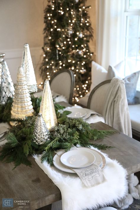 White Table Christmas Decor, Christmas Tree Dining Table Centerpiece, Christmas Dining Table Decor Farmhouse, Dining Table Christmas Decor Simple, Rectangle Christmas Table Decor, Dining Table Xmas Centerpiece, Holiday Dining Table Decor Modern, Christmas Trees Table Decor, Rectangle Table Christmas Decor