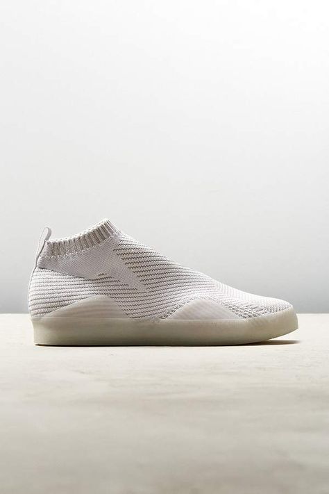 Adidas Textile Sneakers For Streetwear, Adidas Functional Slip-resistant Sneakers, Adidas Futurecraft 4d, Adidas White Textile Sneakers, Adidas Functional Moisture-wicking Sneakers, Cloud Shoes, Dark Academia Outfits, Knit Sneakers, Nike Free Shoes