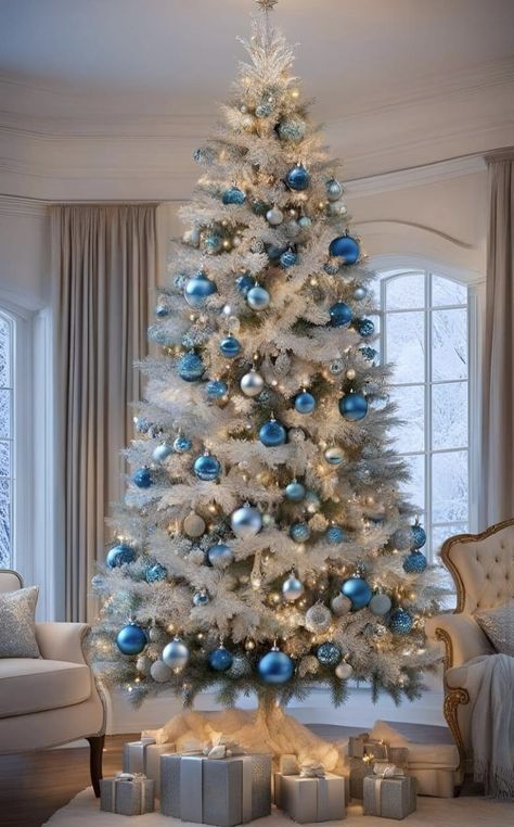 Blue And Silver Christmas Tree, Unique Christmas Tree Ideas, Blue And Silver Christmas, Blue Christmas Tree Decorations, Luxury Christmas Decor, Silver Christmas Decorations, Christmas World, Traditional Ornaments, Blue Christmas Tree