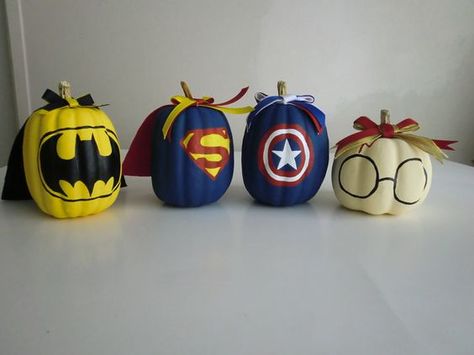 36 DIY Ways to Paint a Pumpkin This Fall #pumpkinpainting #paintedpumpkin #diyideas #halloweenideas #falldiy Cape Idea, Nemo Pumpkin, Batman Pumpkin, Pumpkins Decorated, Carve Pumpkins, Character Pumpkins, Pumpkin Contest, Pumpkin Painting Ideas, Halloween Pumpkins Painted